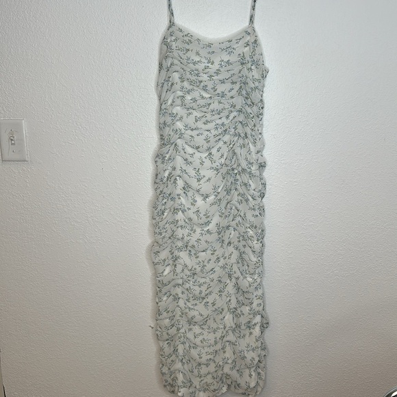 Bardot Ditsy Ruched Midi Dress size 10 - Picture 2 of 14